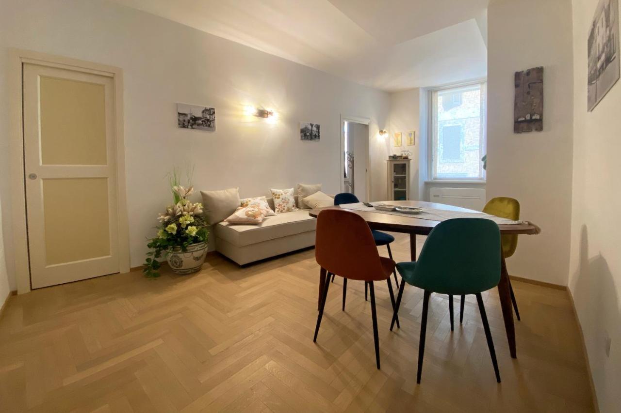 Palazzo Nobili Apartment โซเรียโน เนล ชีมีโน ภายนอก รูปภาพ