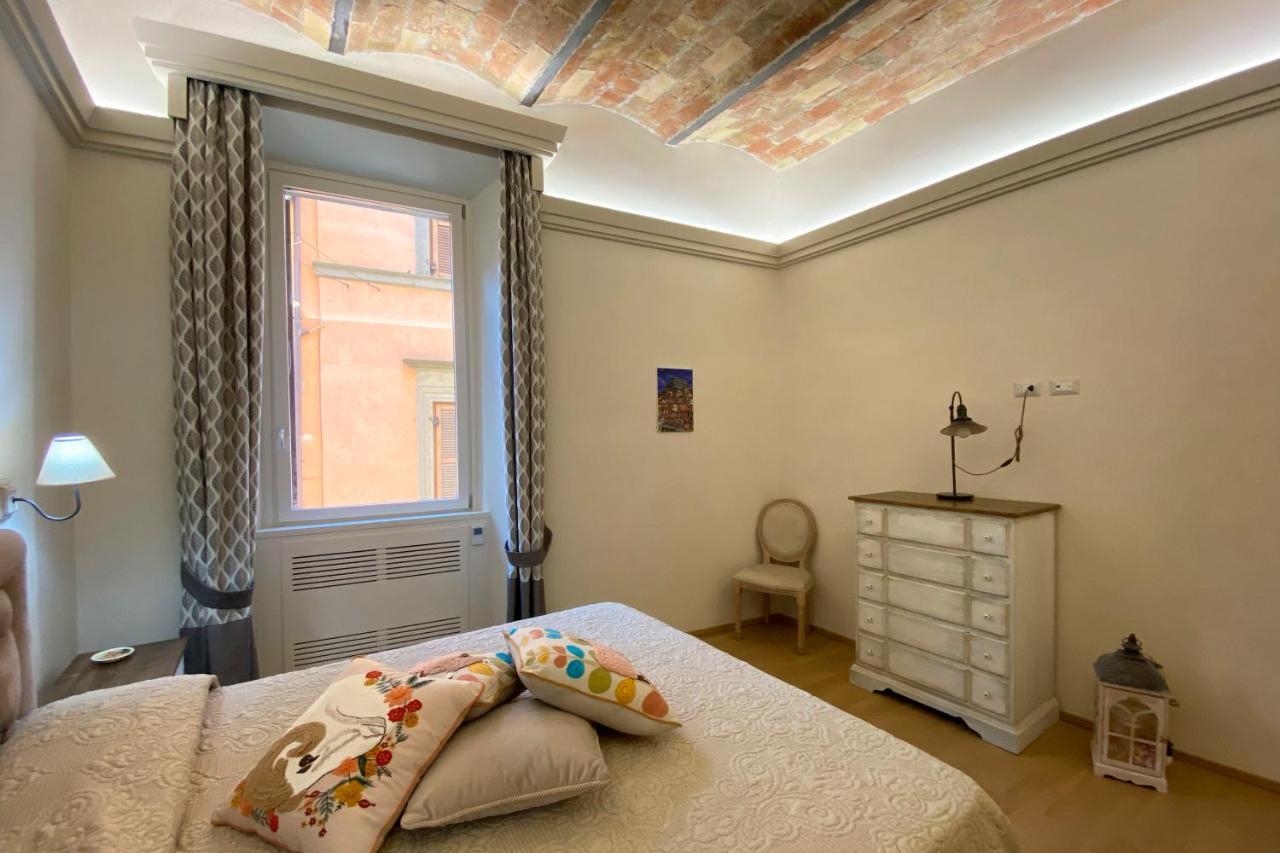 Palazzo Nobili Apartment โซเรียโน เนล ชีมีโน ภายนอก รูปภาพ